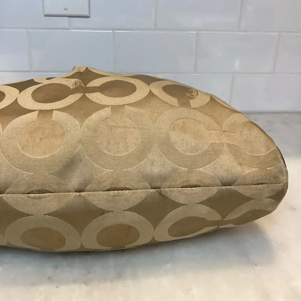 Coach authentic designer